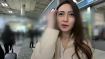 Brunet Panas Dengan Punggung Seksi Diliwat Dengan Kuat Dalam Hd