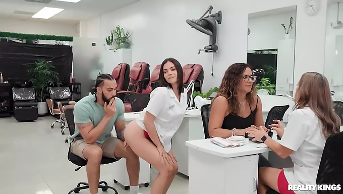 Sneaky Salon Sluts